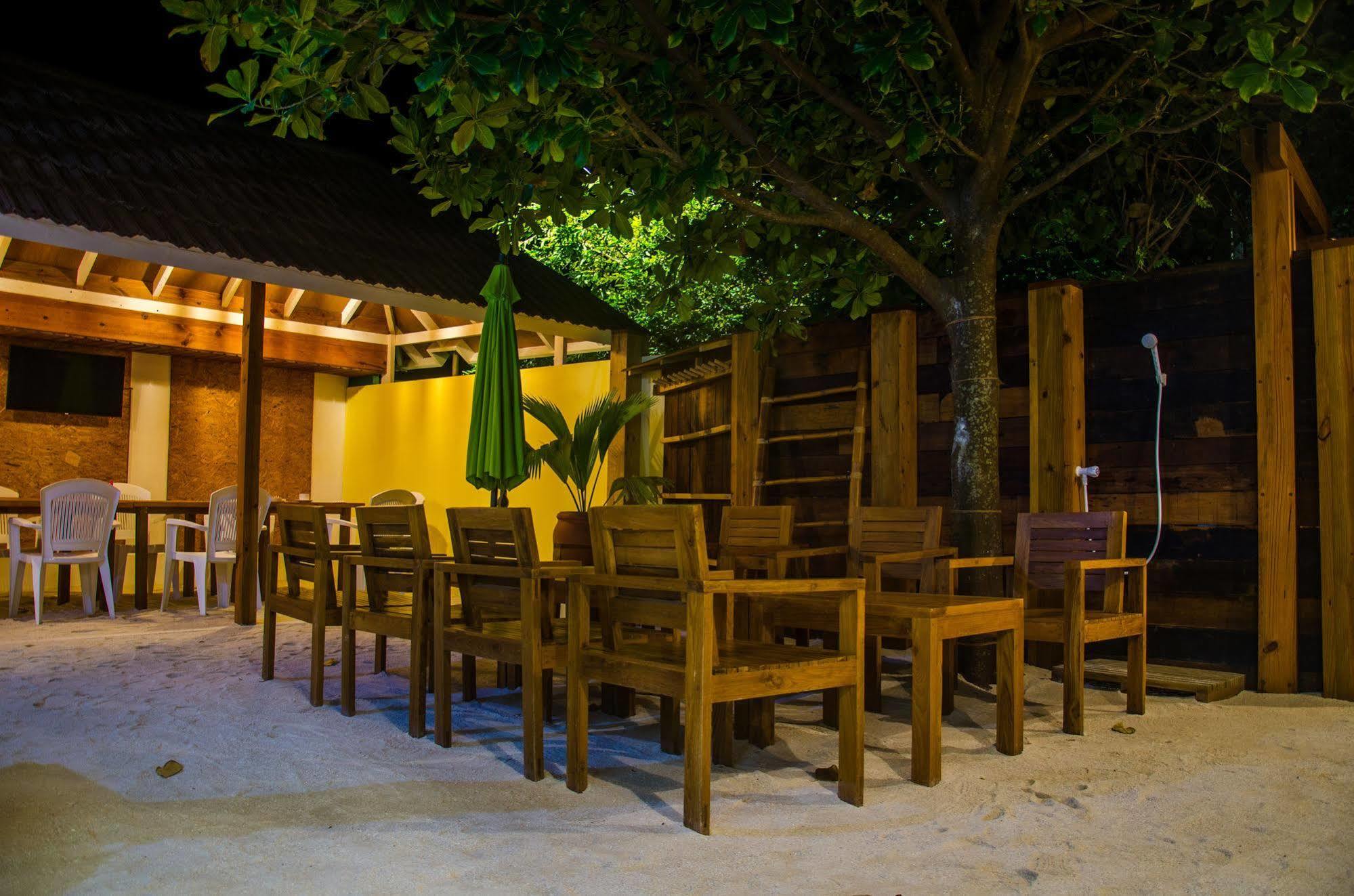 Holiday Garden Rasdhoo Exterior photo